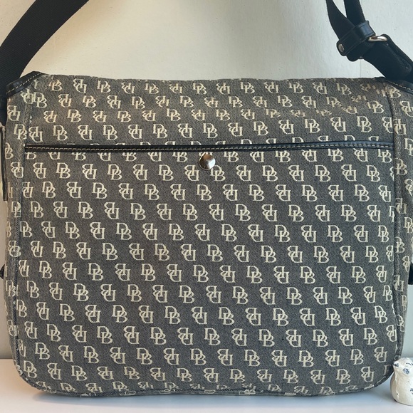 Dooney & Bourke Messenger Bag - Picture 5 of 16